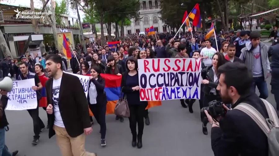 Опрос показал: армяне негативно относятся к России, ЕАЭС и ОДКБ