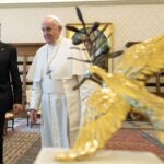Что связывает Ватикан и наркокартели?